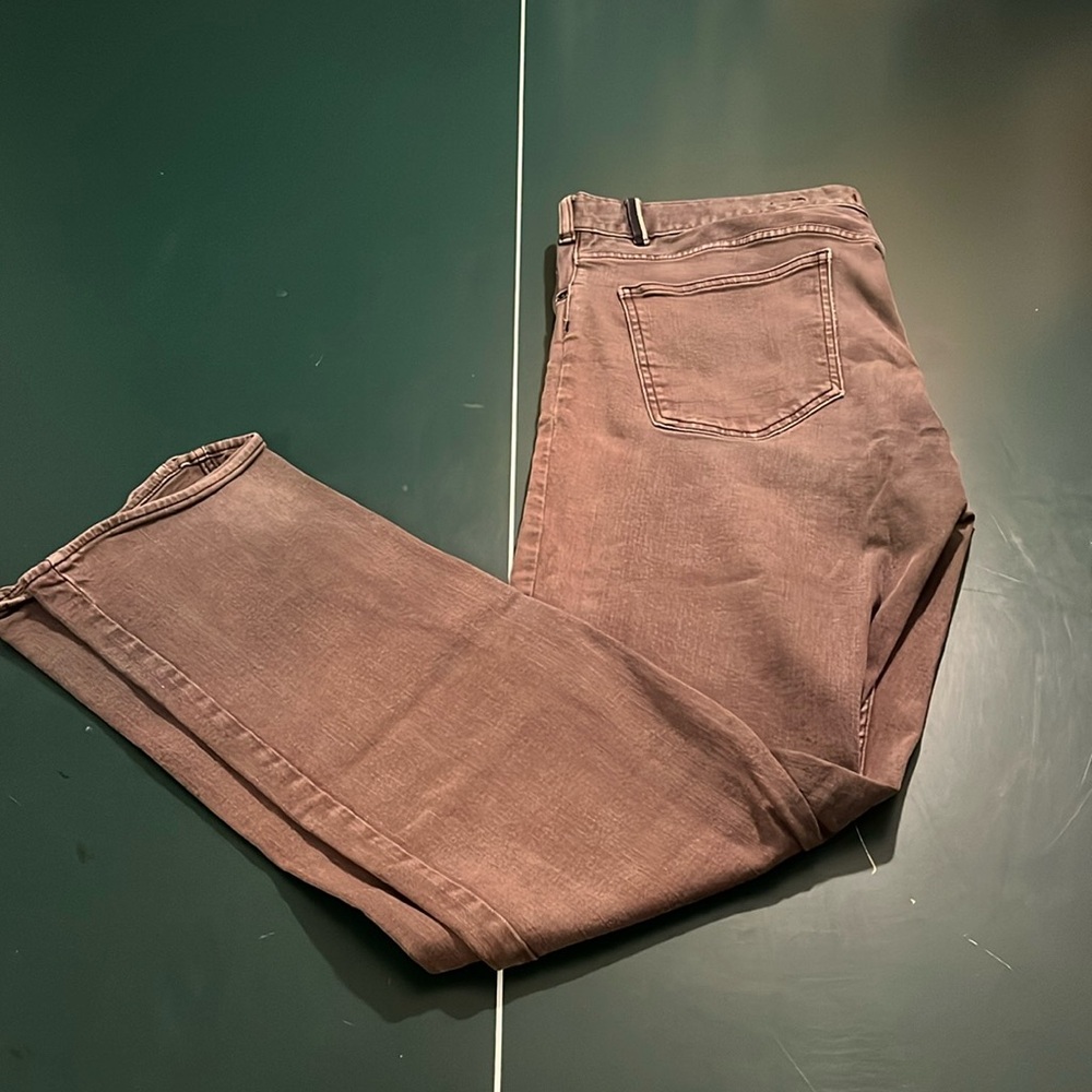 DC Distressed Stretch Chinos